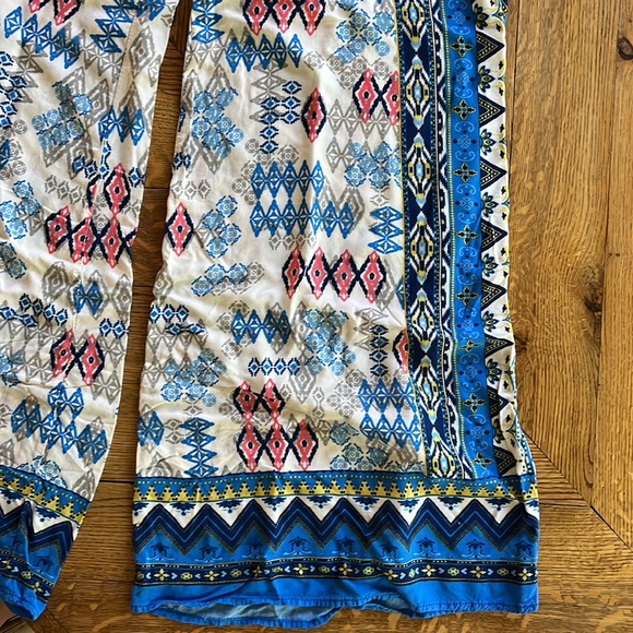 Flying Tomato Wide leg Lightweight Flowy Pants - Picture 3 of 4